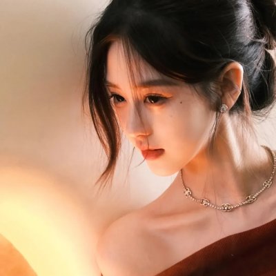 两个月亮